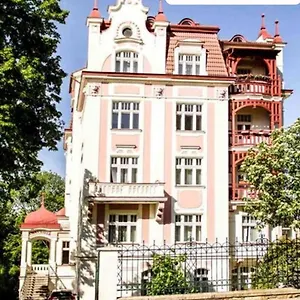 Bayer Apartment