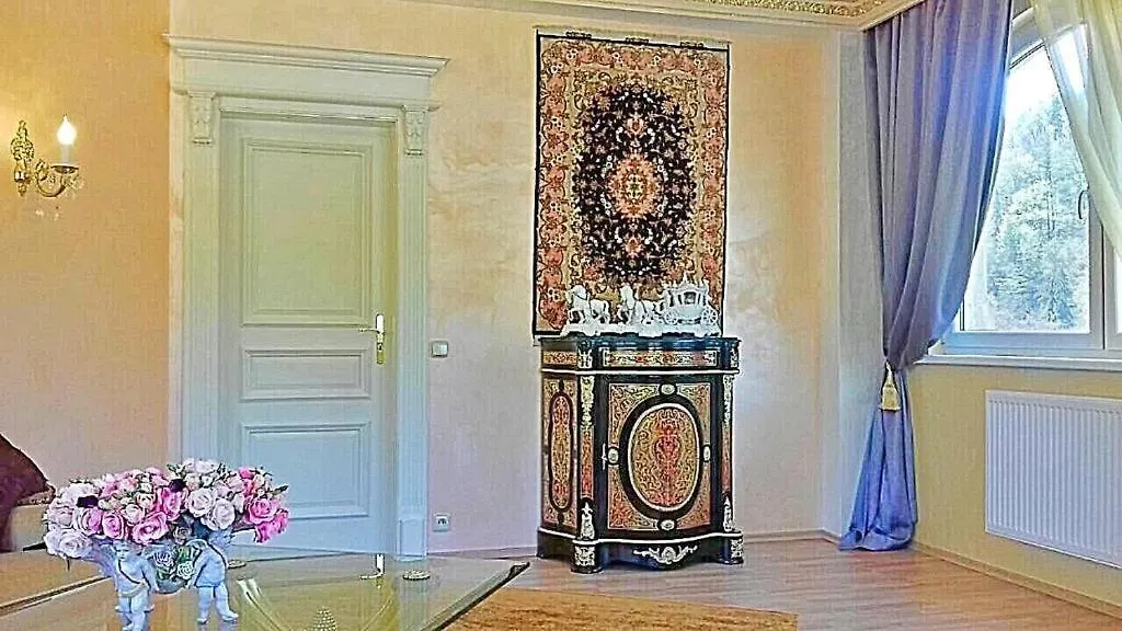 شقة كارلوفي فاري  في Jarni